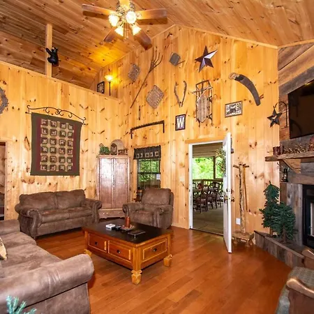 Woods Mountain Cabin